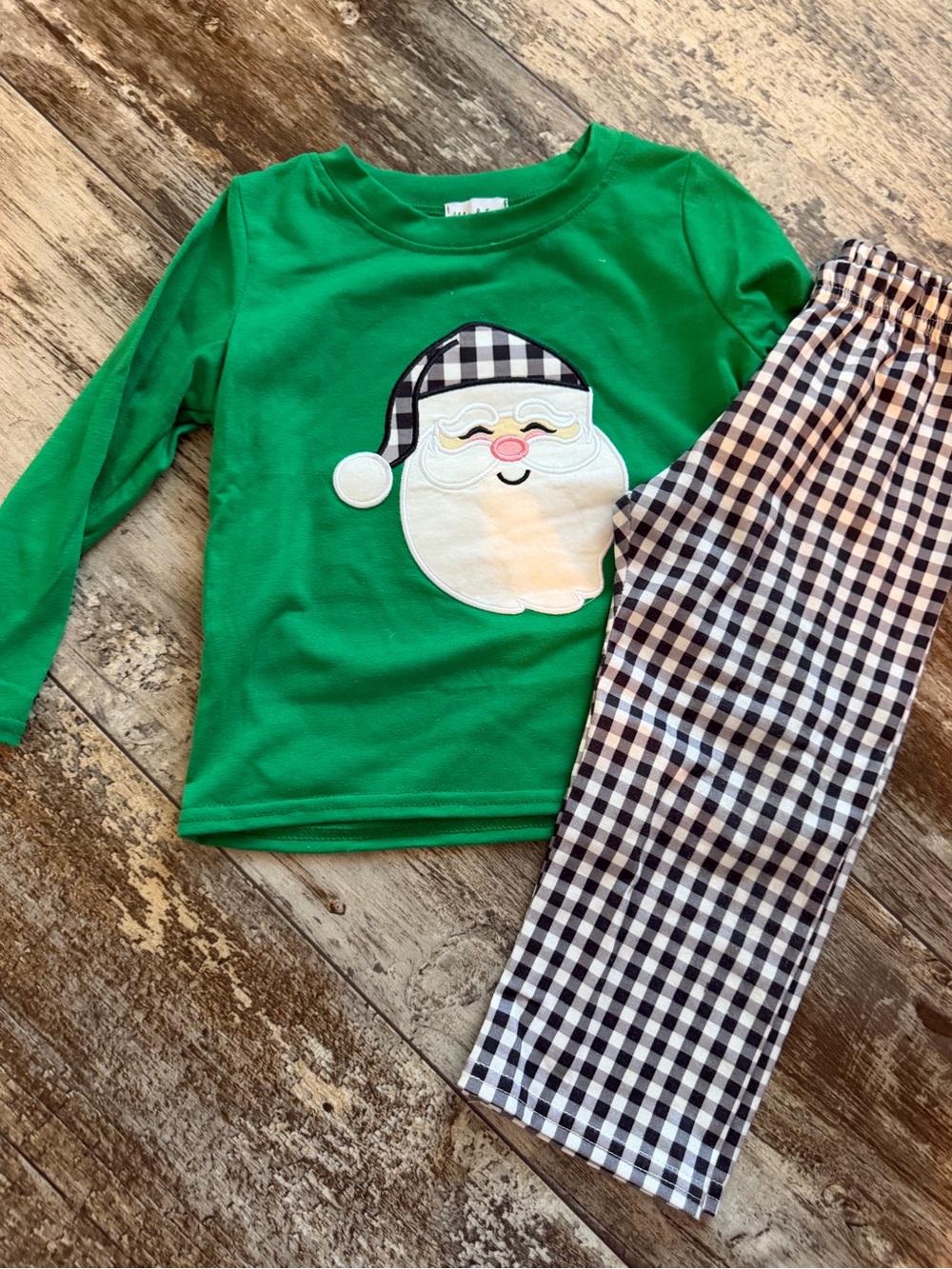 Green Santa Appliqué Kids Set